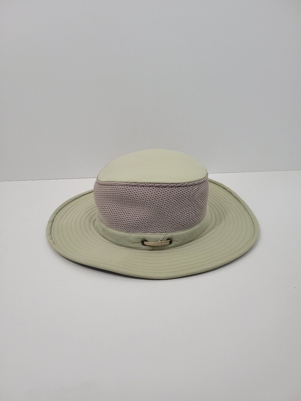 Vintage Tilley Mesh Tan Light Green Water Resistant Hat Size 7 1/4 Medium